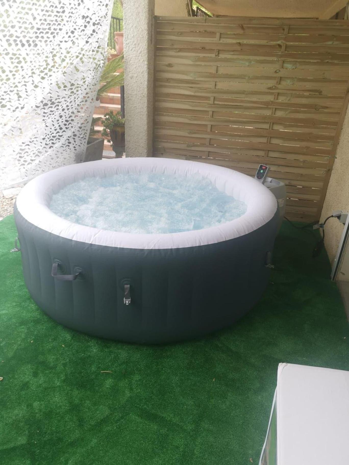 Appart-One Terrasse Jacuzzi Parking Carcasona Exterior foto