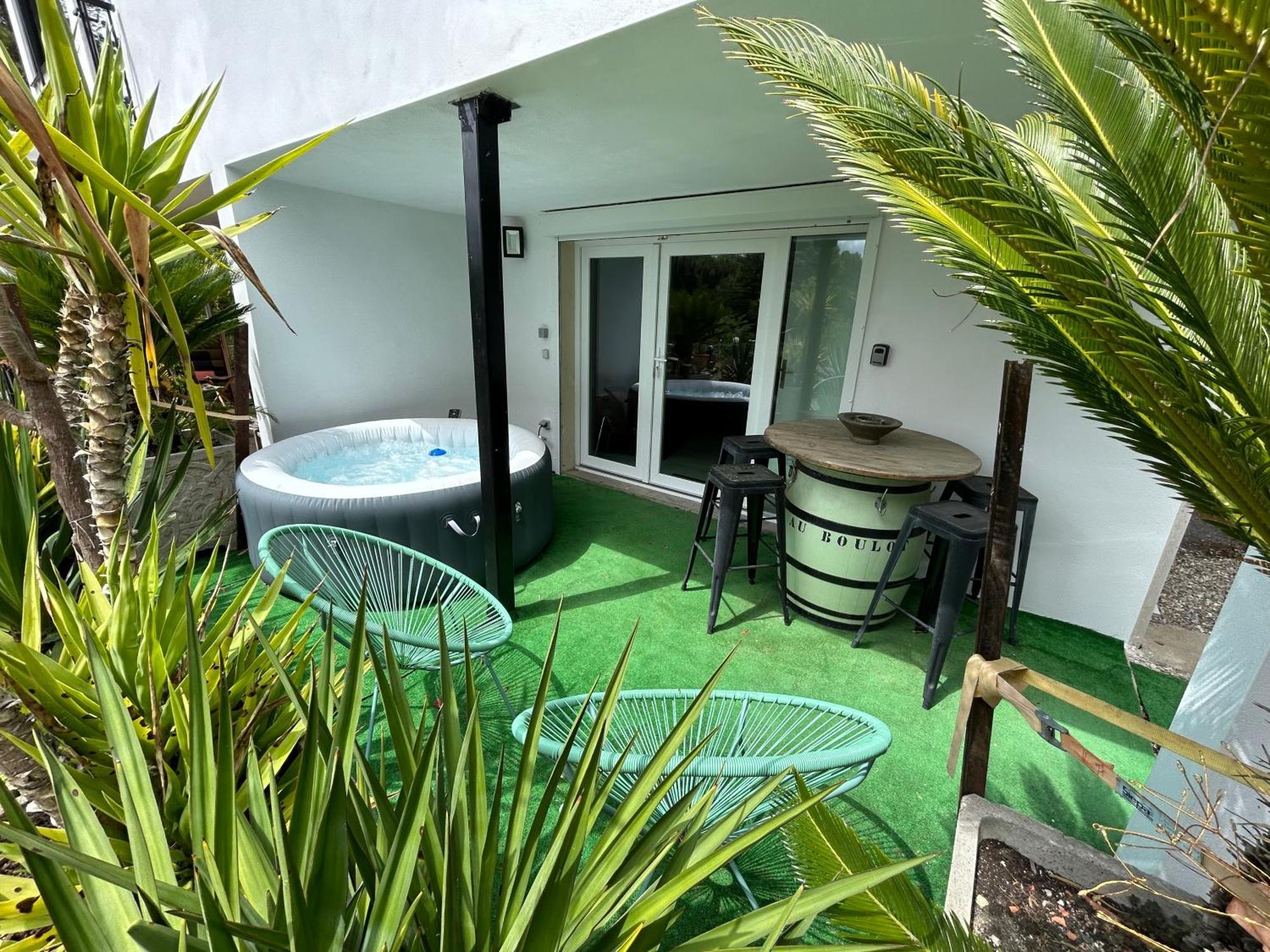Appart-One Terrasse Jacuzzi Parking Carcasona Exterior foto