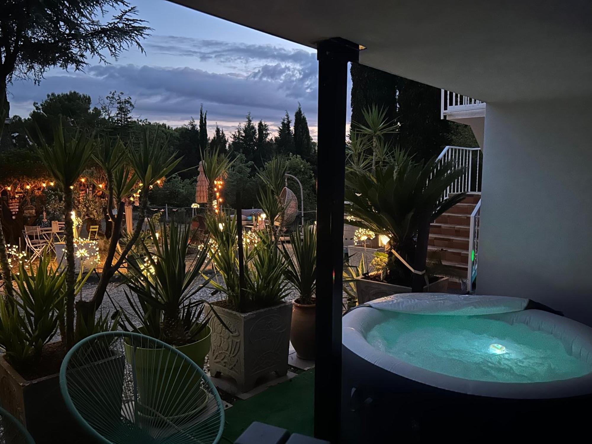 Appart-One Terrasse Jacuzzi Parking Carcasona Exterior foto